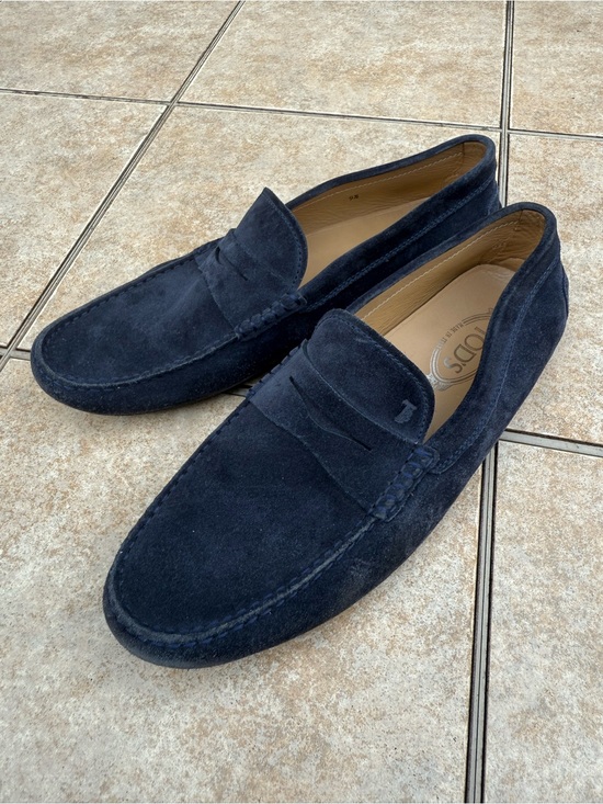 Tod\'s Gommino Navy Suede Driving Loafers main image 9